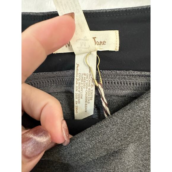 NWT Matilda Jane Gray Ponte Wonder Legging Pants M - Picture 4 of 6